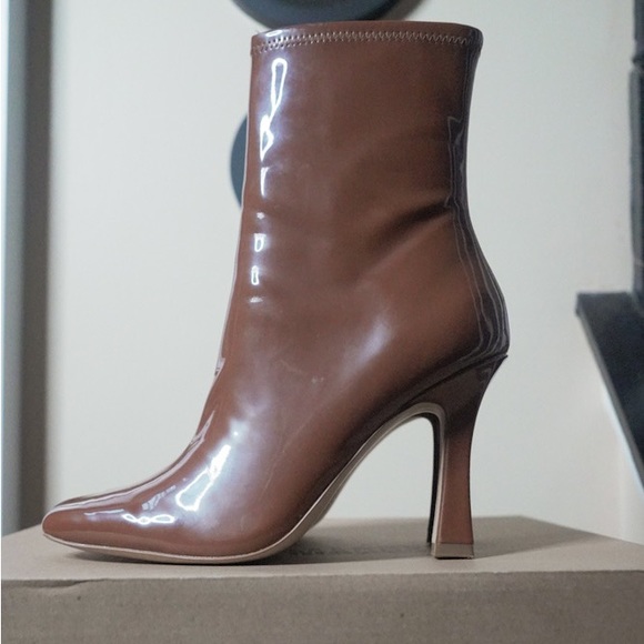 Steve Madden Tabatha Booties - Picture 1 of 10